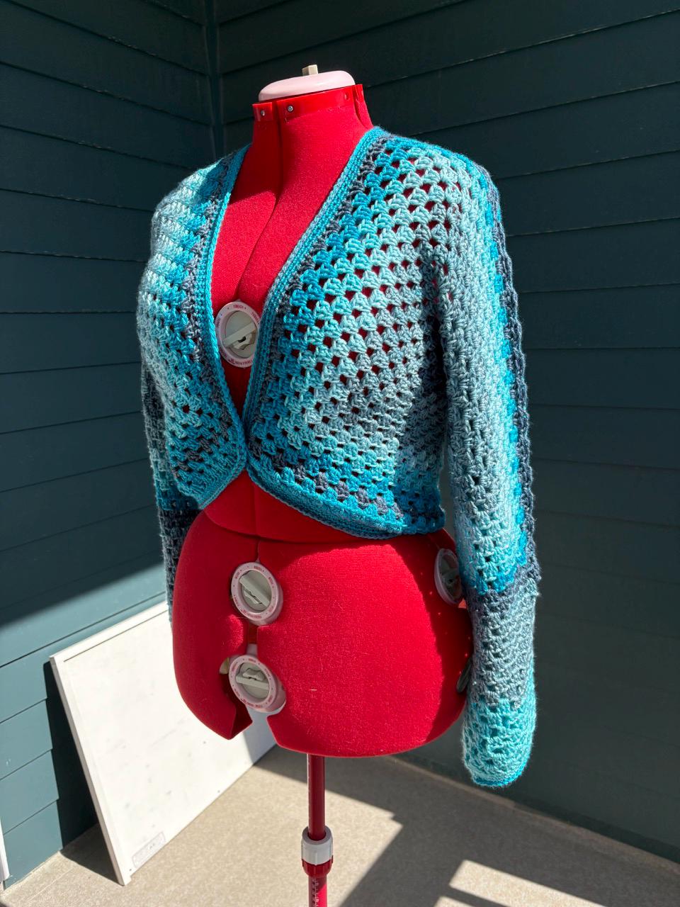 Ice-blue Cropped Hexagon Granny Sweater, Large